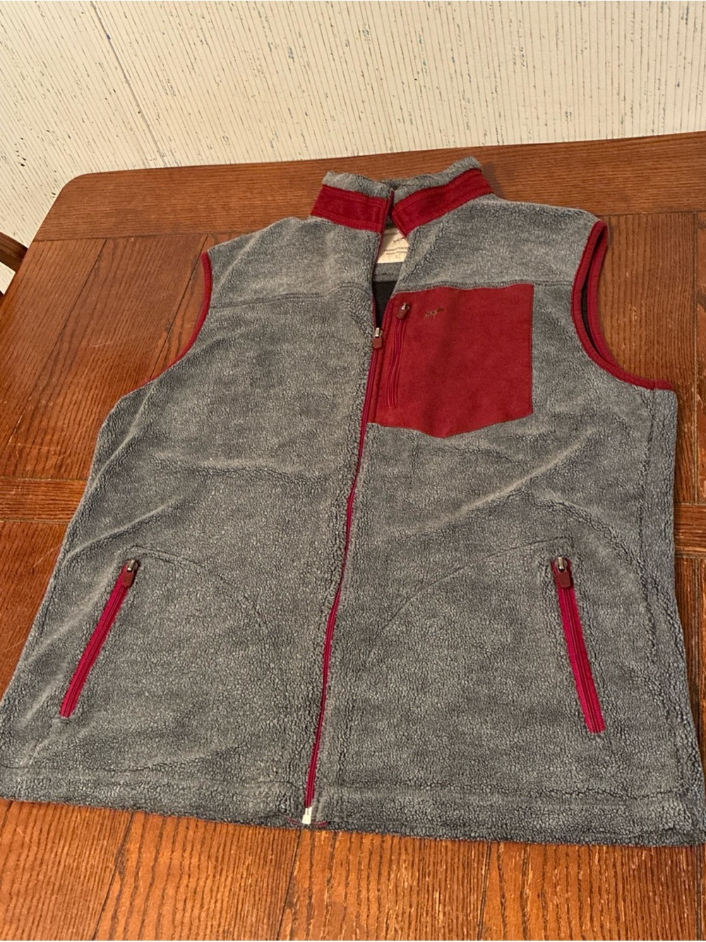 Southern Point Co Bennington Vest Men’s L Gray Maroon Fleece Full Zip Pockets
